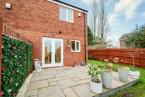 Photo 24- click for photo gallery